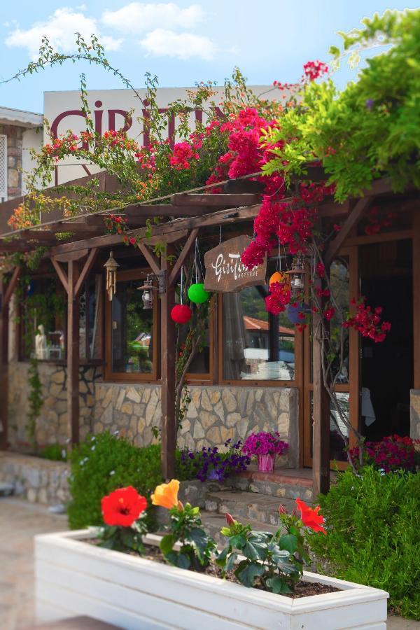 Giritimu Evleri Bed and Breakfast Selimiye  Exteriör bild